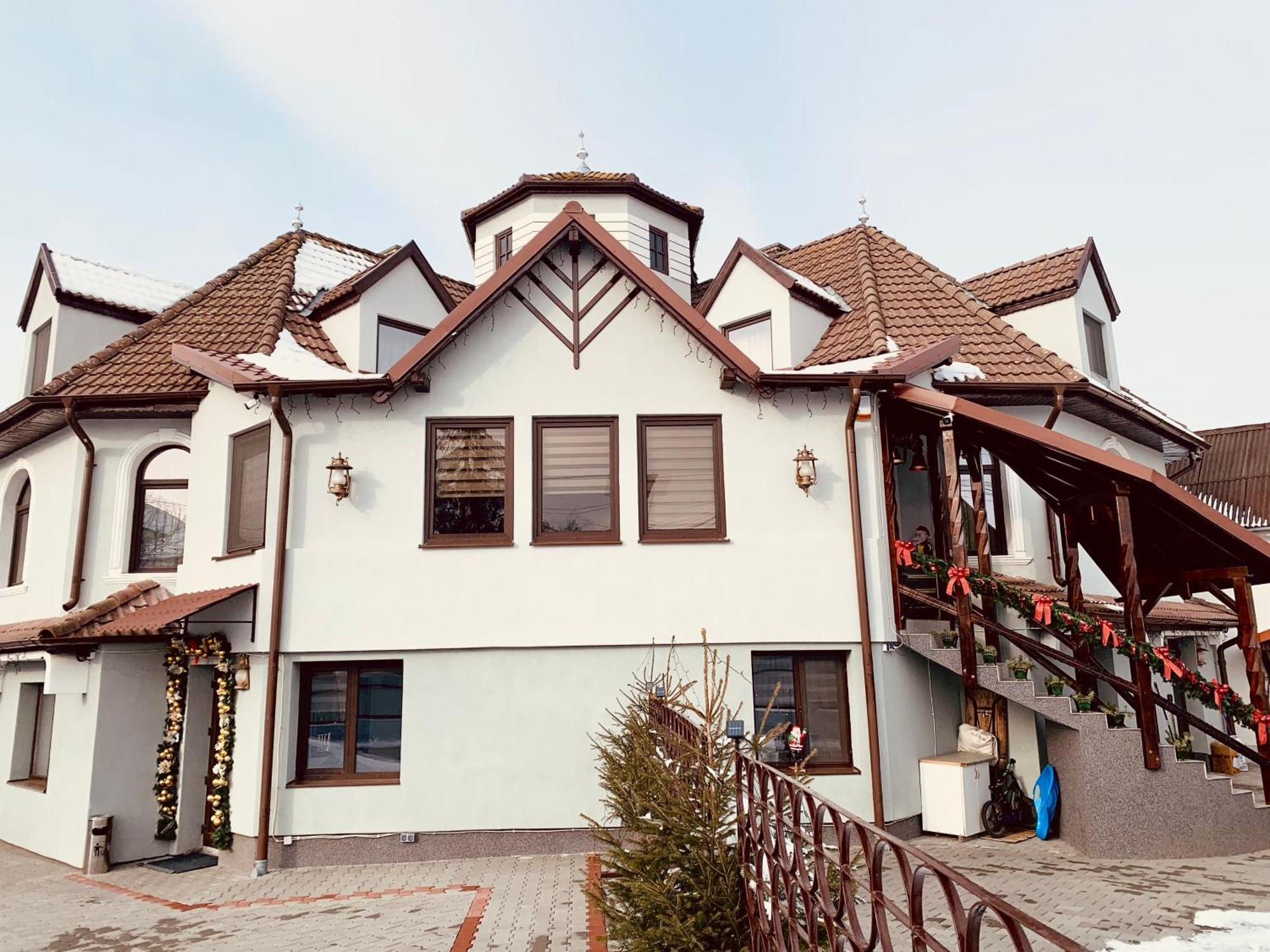 Casa Lazar Bed and Breakfast Topliţa Buitenkant foto